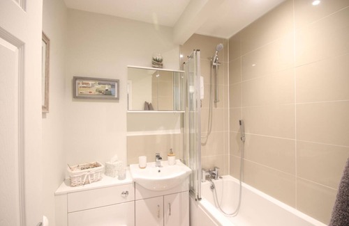Earnley House | 43B Medmerry Park 2 Bedroom Chalet