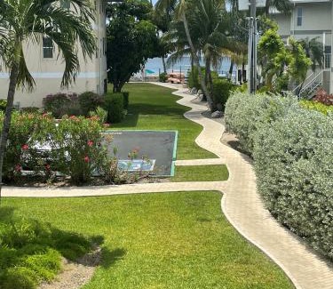 Seven Mile Beach House | #44 Plantation Village