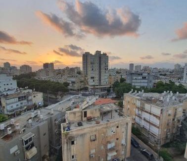 Bat Yam Apartment | 440 דירת נופש מושלמת לזוג