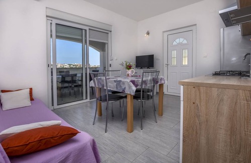 Rogoznica Apartment | 45 m² Apartment ∙ 2 bedrooms ∙ 5 guests