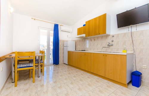 Rogoznica Apartment | 45 m² Apartment ∙ 2 bedrooms ∙ 4 guests