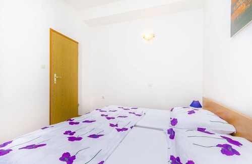 Rogoznica Apartment | 45 m² Apartment ∙ 2 bedrooms ∙ 4 guests