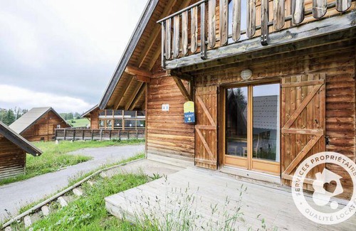 La Joue du Loup Ski Chalet | 45 m² Chalet ∙ 1 bedroom ∙ 6 guests