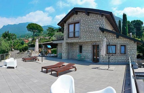 Sale Marasino Hotel | 45 m² Hotel ∙ 4 guests