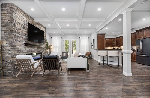 Weddington House | 4500 sq ft. Cozy/Luxe Mountain style retreat in South CLT- 2 King Masters!