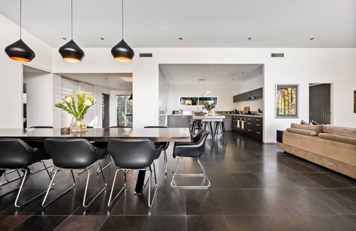 Jaspers Brush House | '454 @ Jaspers' - Luxurious Paradise Near Berry
