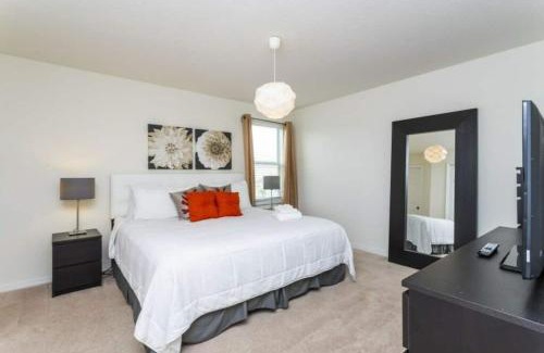 Bellavida House | 4572 Perfect home for your family close to all parks