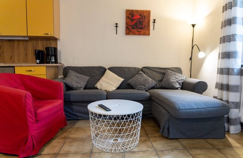 Weissenstadt Apartment | 45qm-große Ferienwohnung im 1. Stock mit Blick zum Wald