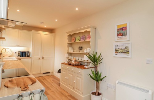 Norham Cottage | 46 CASTLE STREET, pet friendly, country holiday cottage in Norham