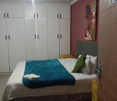 Komani Bed & Breakfast | 46 on Kowie TBT guest house