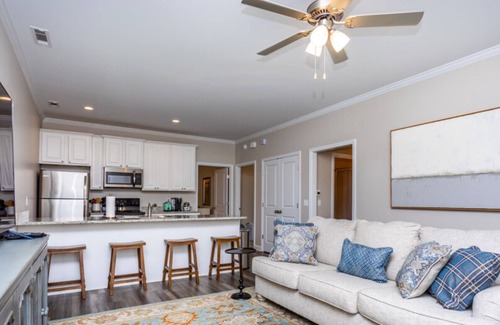 Midland City Cottage | 460 Front Porch Court Fully Furnished Beautiful Cottage with Amazing Amenities!
