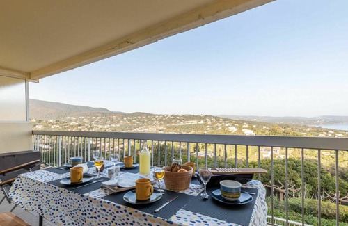 Cavalaire-sur-Mer Apartment | 47 m² Apartment ∙ 2 bedrooms ∙ 6 guests