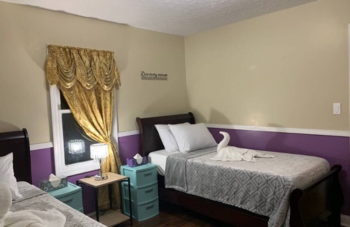 Cave City House | 4704 Mammoth Cave Rd. Cave City, KY 42127