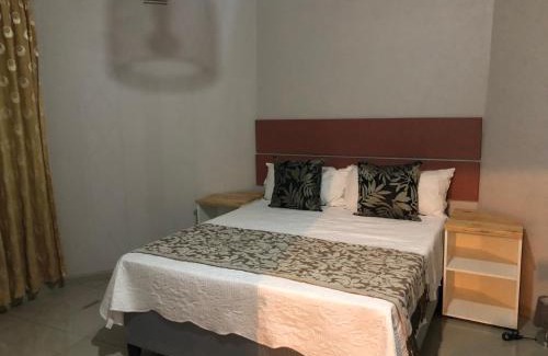 Port Shepstone House | 476 Sunwich Place