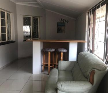 Port Shepstone House | 476 Sunwich Place