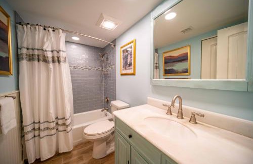 Sea Pines House | 479 Plantation Club Renovated Modern Cozy Sleeps 7 Sea Pines