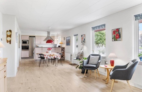 Pedersker House | 4793 Aakirkeby - Pederskervejen 94