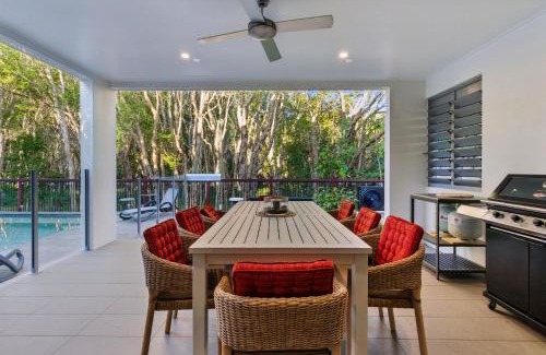 Mount Coolum House | 48 Boardrider Crescent