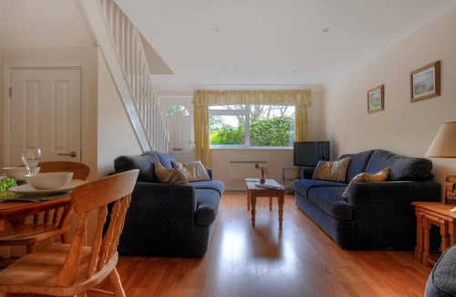 Charmouth House | 48 FERNHILL HEIGHTS, pet friendly in Charmouth