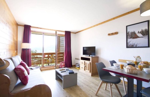 Praz-sur-Arly Apartment | 48 m² Apartment ∙ 2 bedrooms ∙ 6 guests