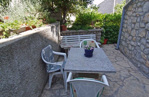 Veli Losinj Apartment | 48 m² Apartment ∙ 2 bedrooms ∙ 4 guests