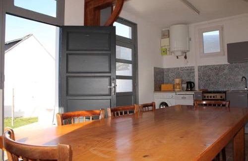 Erquy Villa | 481 - Maison de pêcheur à 50m de la plage de Caroual.