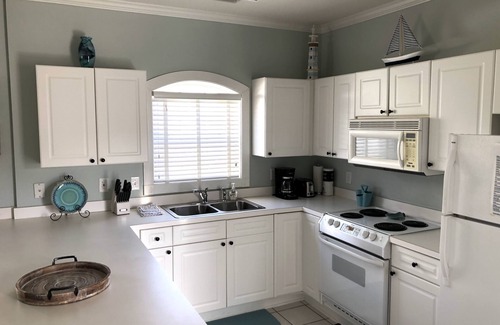 Central Myrtle Beach Condo | 4877 Dahlia Ct Magnolia North 205 3 Bedroom Condo by RedAwning