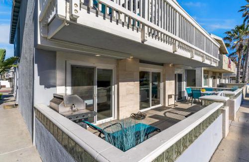 Santa Ana Heights House | 4912 Seashore A Lower