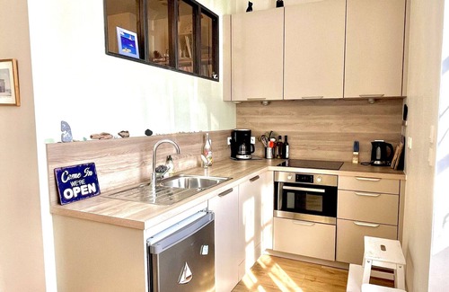 Etel Apartment | 49m2 Apartment with Private Parking, 200m from Beach