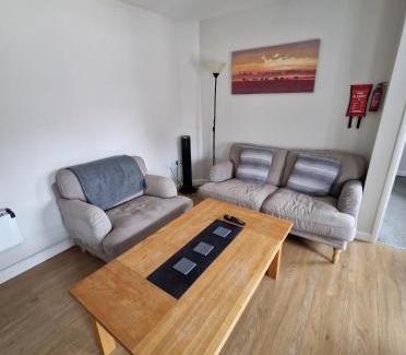 Newark Apartment | 4a Smart Apartments
