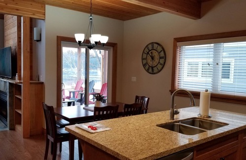 Muskoka Lakes House | 4B - 3 Bedroom Duplex