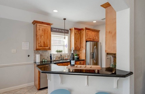 Wellborn House | 4b/3b, Game Day, Santa's Wonderland, Close2A&M & Tournaments