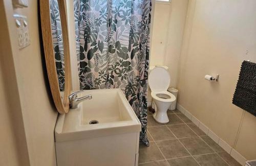 Kambalda Apartment | 4b Kambalda East