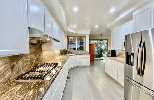 Emerald Hills House | 4bd/3.5ba in Emerald Lake Hills
