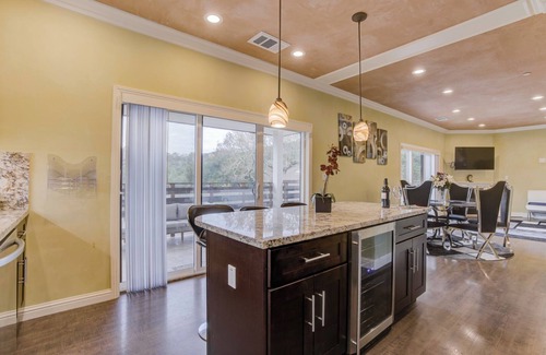 Fetters Hot Springs-Agua Caliente House | 4BD/4BA Modern Lux Sonoma Home w/Game Room+BBQ