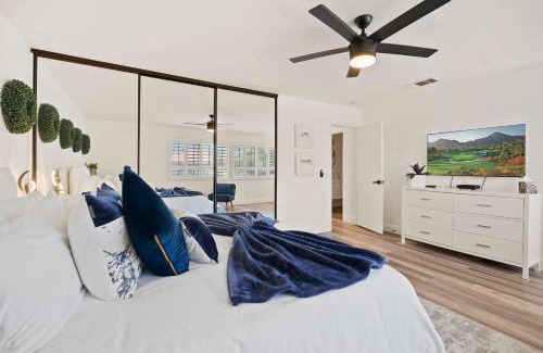 Palm Springs House | 4Bd l Pool & Tennis Access l 5 mi downtown PS