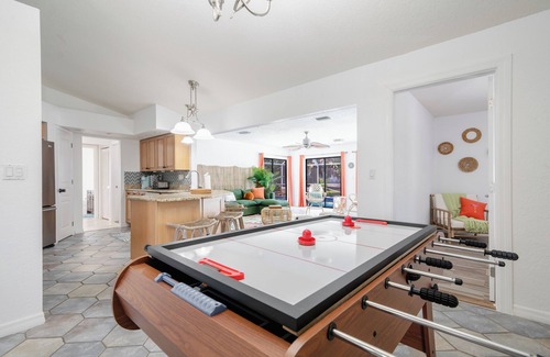 Gulf Cove House | 4bd Myakka Paradise: Pool & Jacuzzi - Games