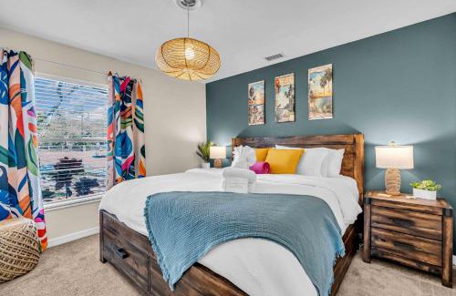 Whitfield House | 4bd Saltwater Pool Home Near Beaches W Game Room