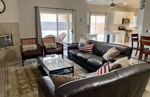Desert Hot Springs House | 4BED/2BA PRIVATE SALTWATER POOL & SPA, LARGE UPGRADED FAMILY HOME, EASY CHECK-IN