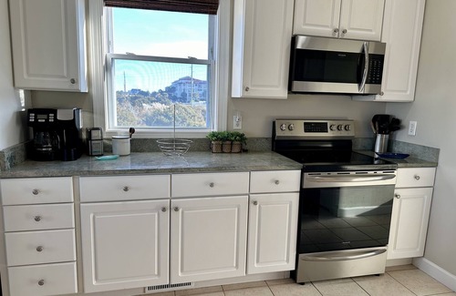 McCutcheon Field House | 4bed N Topsail Sound front home, Ocean Views, pool