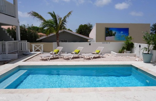 Cas Grandi Apartment | 4BlessingsCuracao 4 room apartment, pool, playground, close to beaches