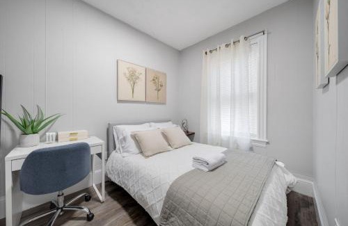South Boston Apartment | 4BR 1BH Apt in South Boston near Old Harbor Beach