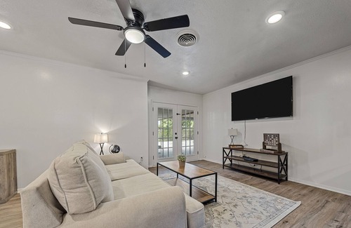 Waco House | 4BR/2BA Home Away from Home in the Heart of Waco