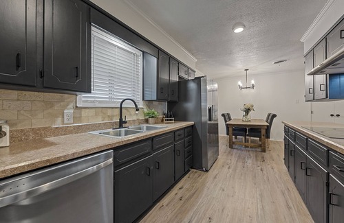 Waco House | 4BR/2BA Home Away from Home in the Heart of Waco