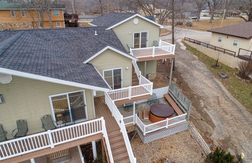Osage Beach House | 4BR/3BA Lakefront Home with 2-Slip Dock, Yacht Slip, Private Ramp & Pet-Friendly