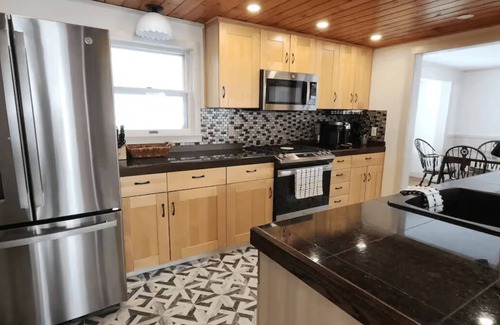 Ludlow House | 4BR/3BA Vermont Retreat Near Okemo & Killington w/Pond + VAST/VASA Trail Access