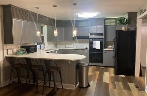 Gallatin House | 4BR/4BA House w/yard & Parking/near Nashville