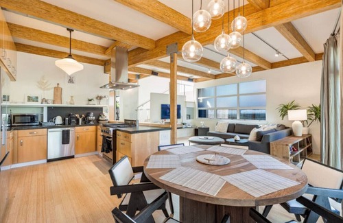 North Queen Anne House | 4BR 4BA The Gardens at Queen Anne