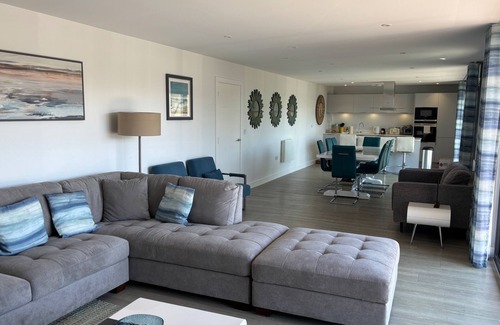 Mortehoe Apartment | 4br-8guests-balcony-beachview-pool-pets