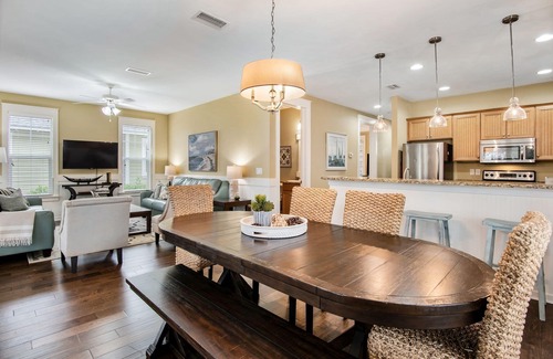 Laurel Grove House | 4BR Beach Cottage w/TWO (2) 6-SEAT GOLF CARTS! Golf Course Views, Pool, Tram